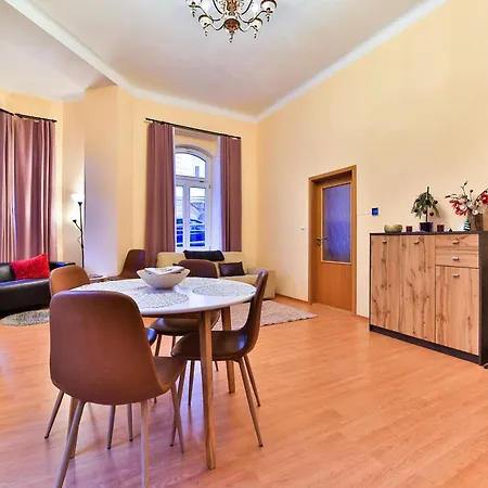 Anzio Apartments Mariánské Lázně Zimmer foto